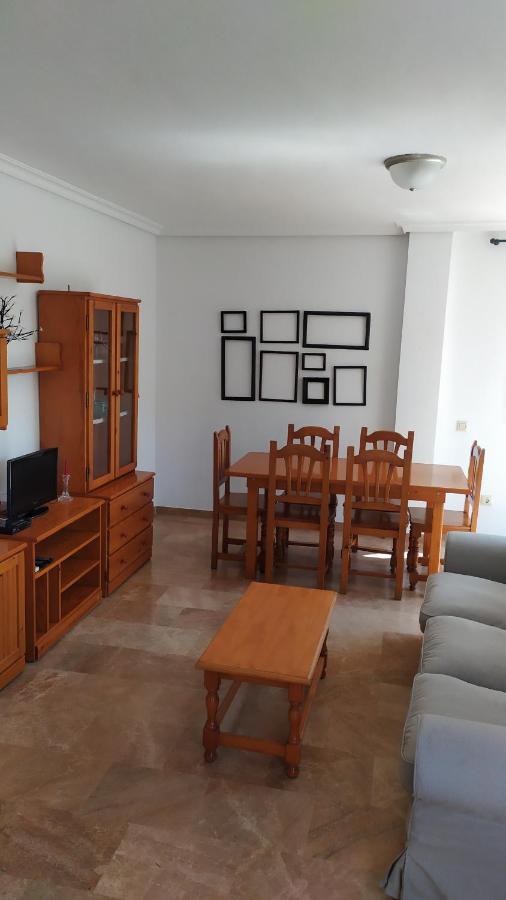 Habitaciones En Frente Del Puerto Альмерия Экстерьер фото